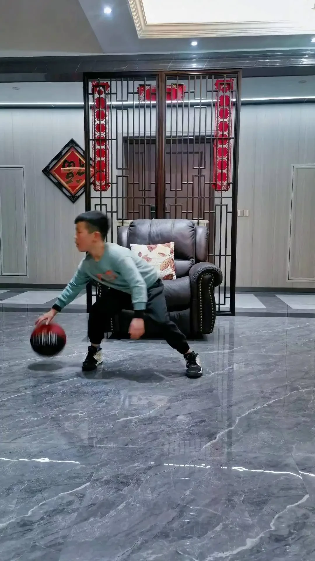 篮球球员如何在家中进行有效的训练